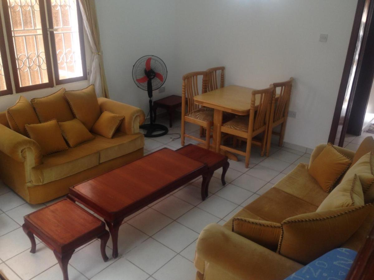 Corinya Serviced Apartments Entebbe Kültér fotó